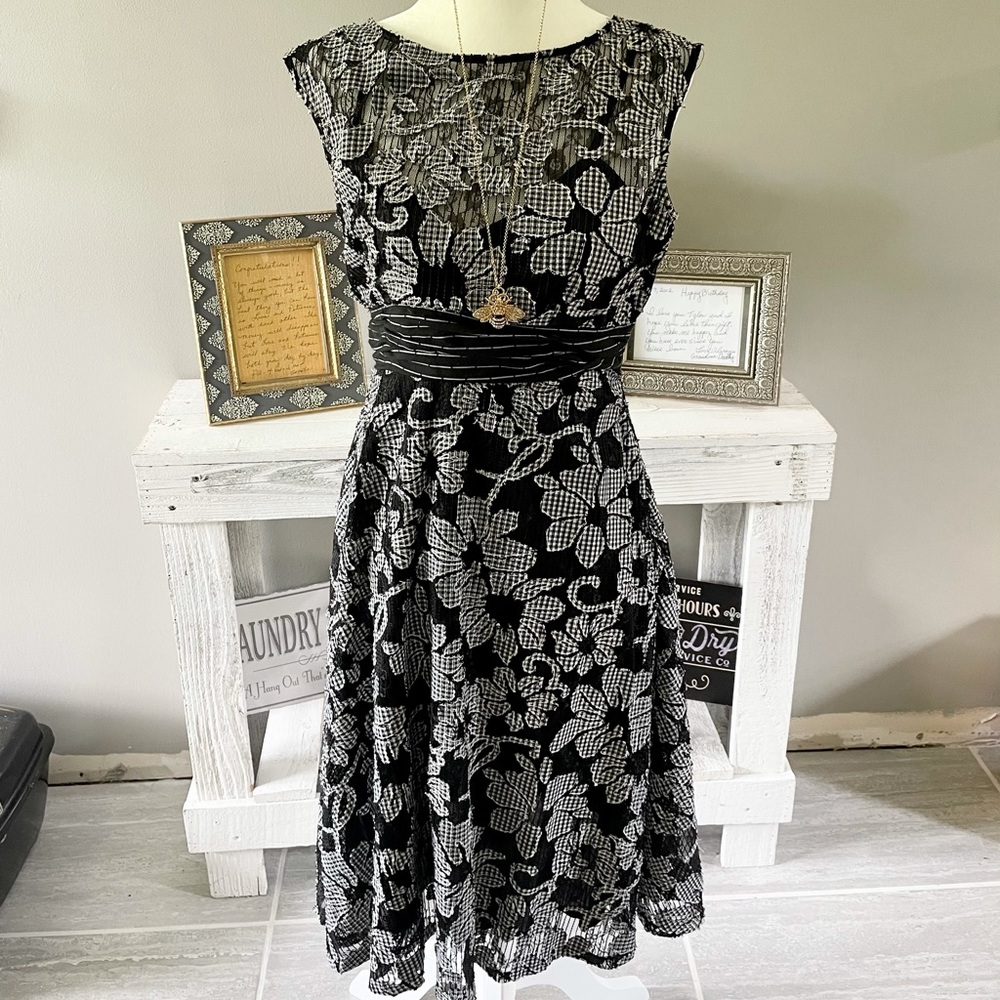 Anthropologie Dress Size 0